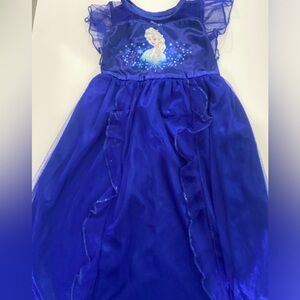 Disney Frozen Elsa nightgown for girls size 4/5